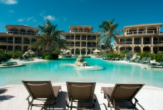 Luxury Hotel and Pool