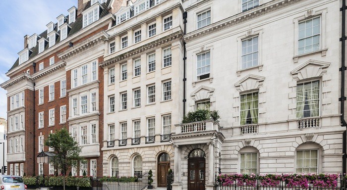 THE QUINTESSENTIAL MAYFAIR WEEKEND
