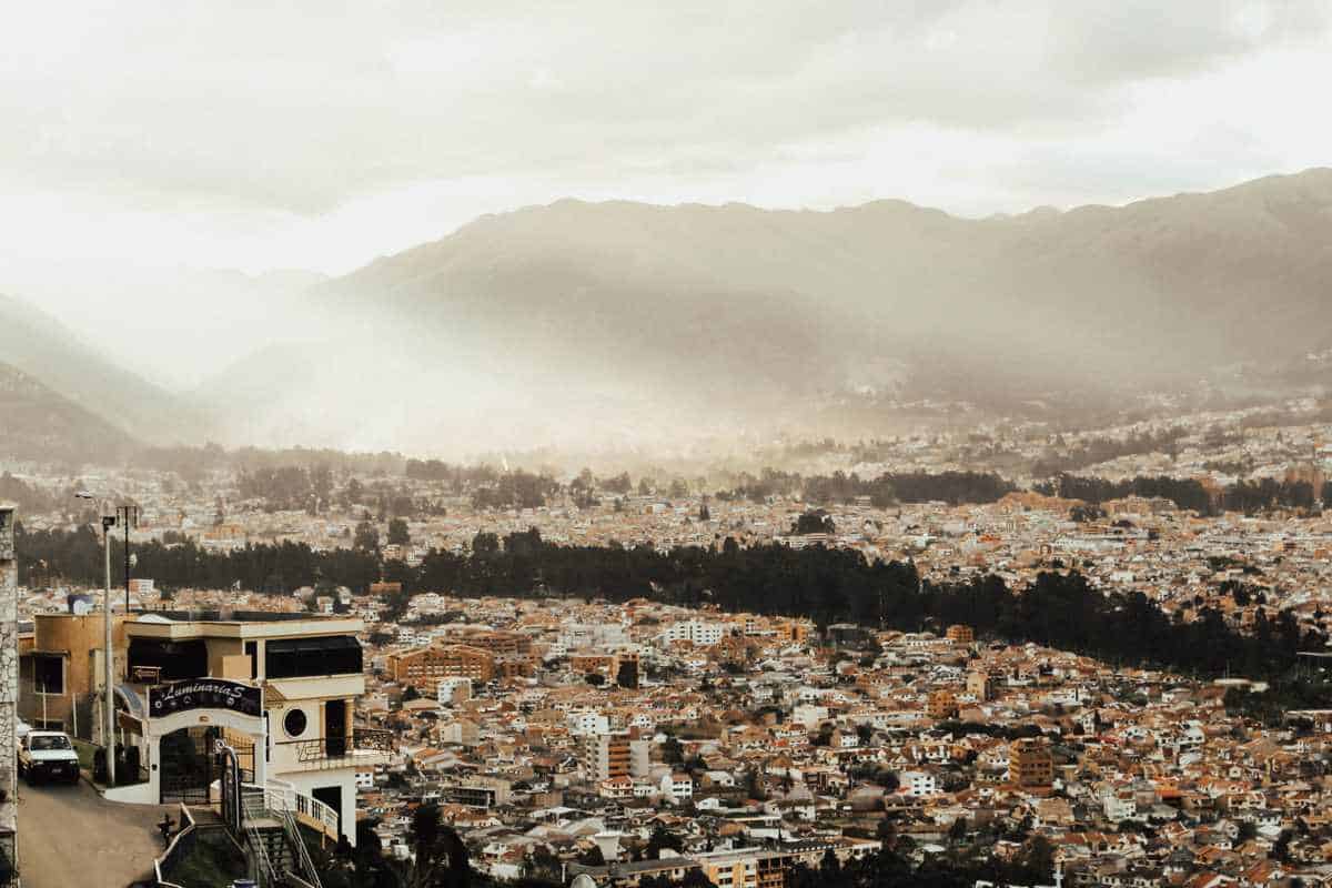 city in the valley - Cuenca