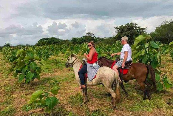 Why This Nicaraguan Beach Resort Stays Open Despite Crisis