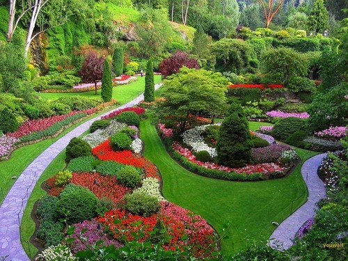 Gardens at the Taj Mahal