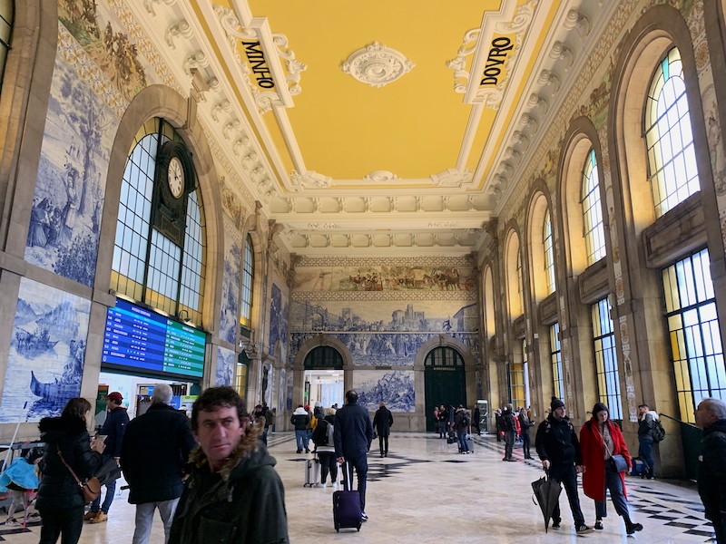 Porto Sao Bento Train Station