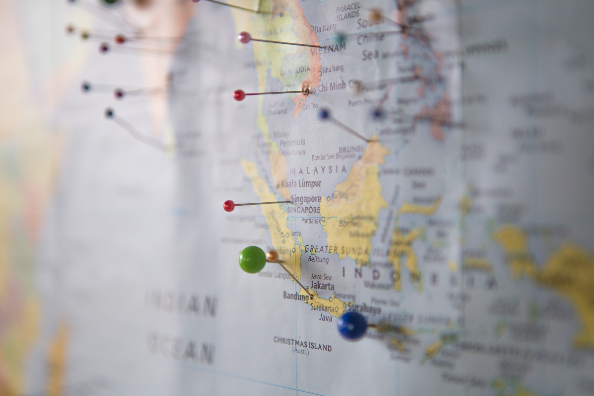 How Living Abroad for a Lower Cost of Living Can Help You Retire Early