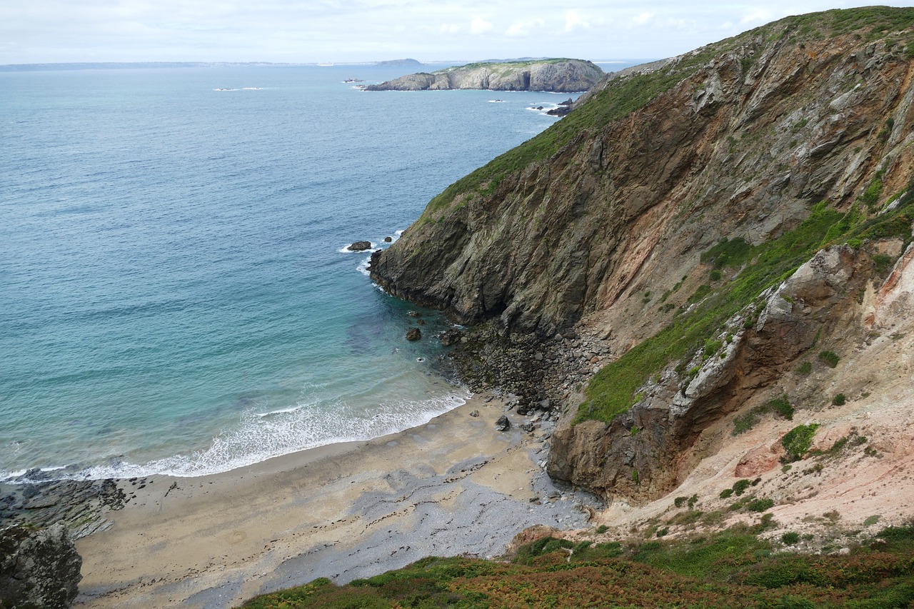 Discover the Isle of Sark: A Hidden Gem Worth Calling Home