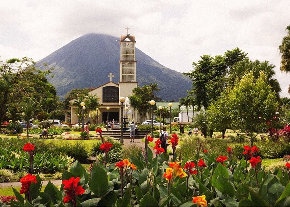 Top 4 Expat Destinations with the Best Weather