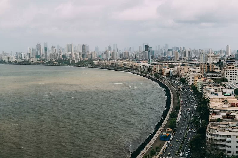 Early monsoons bring flooding and chaos to Mumbai’s streets.