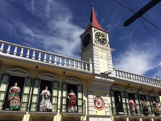 Relojes Centenario in Zacatlán de las Manzanas, Mexico.