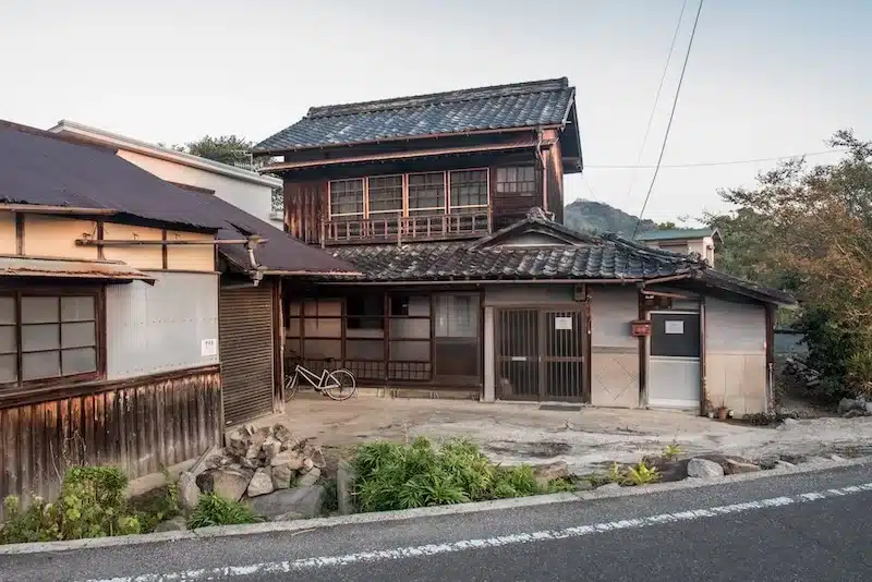 Akiya Guesthouse Renovated