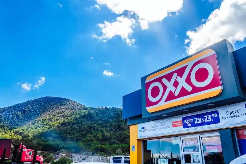A standard Mexican Osso gas station