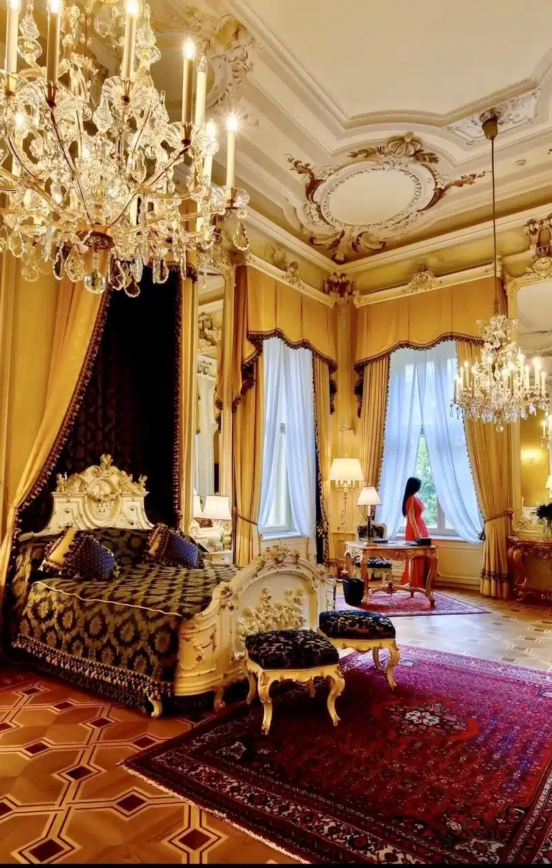 Christina Tan, Luxury Traveler