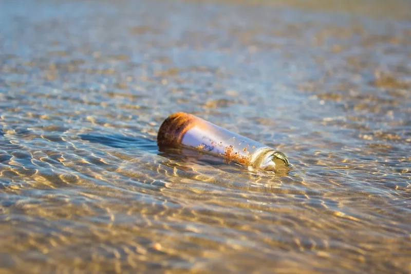 WWI soldiers’ century-old letters discovered inside bottles on Australian shore.