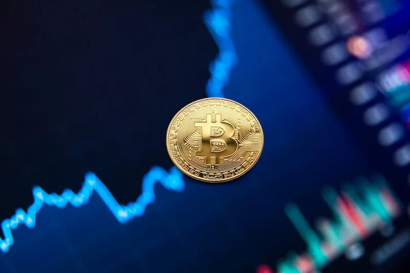 Crypto market crash after Trump trade comments trigger investor panic.