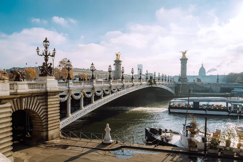 Local Life as A Digital Nomad In Paris