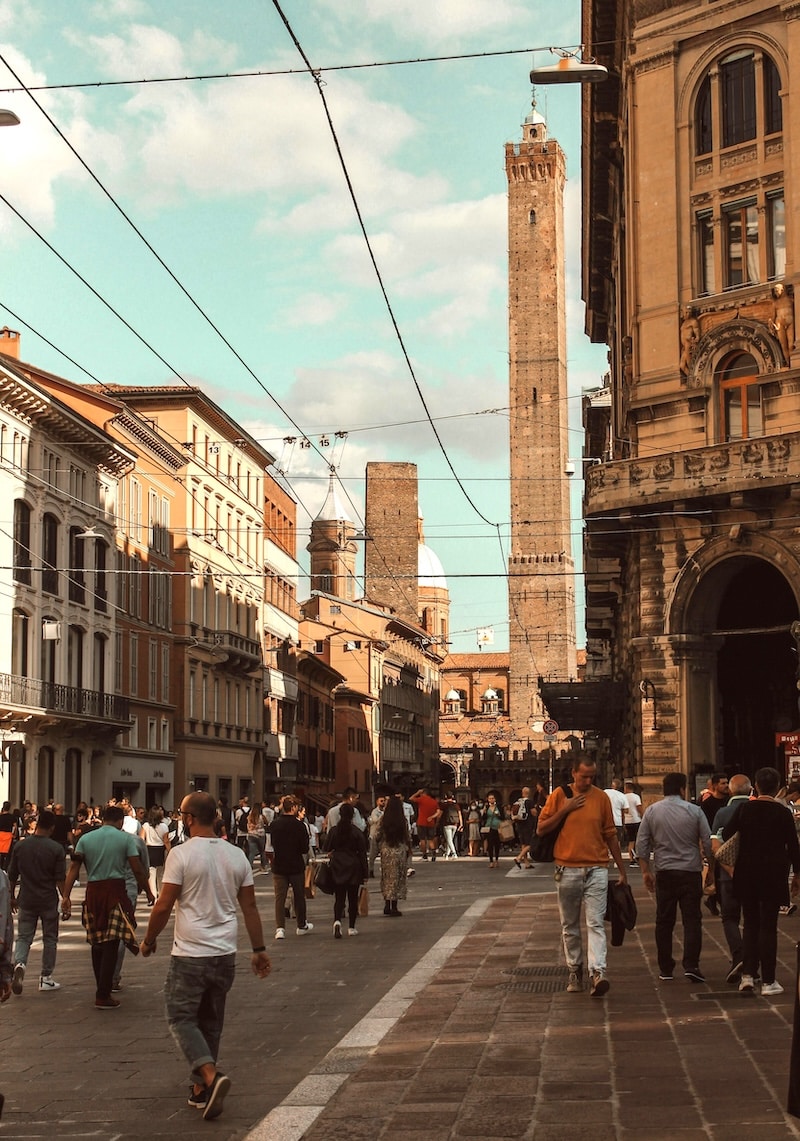 Mid-sized and walkable, Bologna offers a softer rhythm and a cost of living that sits comfortably between Italy’s northern capitals and its southern shores.