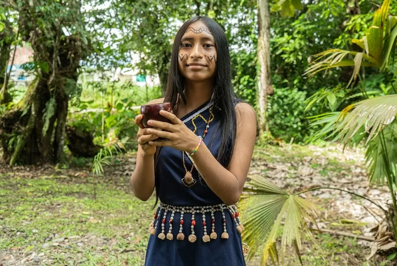 The forest listens in more than one language. A greeting in Kichwa or Shuar blends with birdsong, proof that Ecuador’s Indigenous voices are still very much part of the conversation.