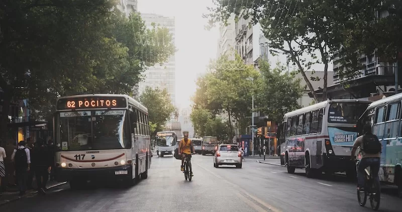 Daily life in central Montevideo, Uruguay’s capital known for its safety, strong infrastructure, and relaxed pace.