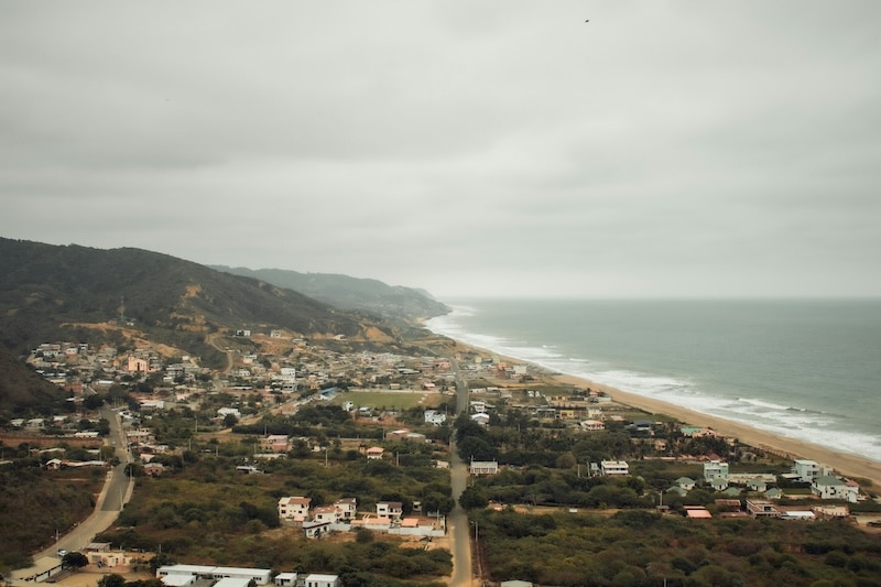 Manta stretches along Ecuador’s Pacific coast, where golden beaches meet green hills and ocean breeze defines how fast or how slow your day goes. 