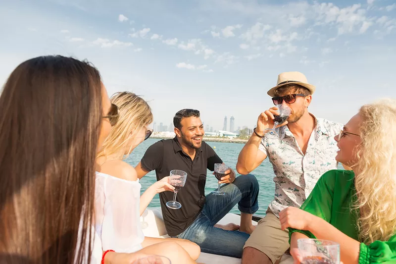 Every expat story has this moment: strangers becoming friends somewhere between conversation and sea breeze.