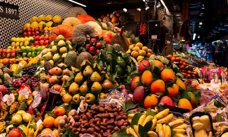 Spain’s markets keep grocery prices low and quality high, turning healthy eating into an easy habit, not a luxury.