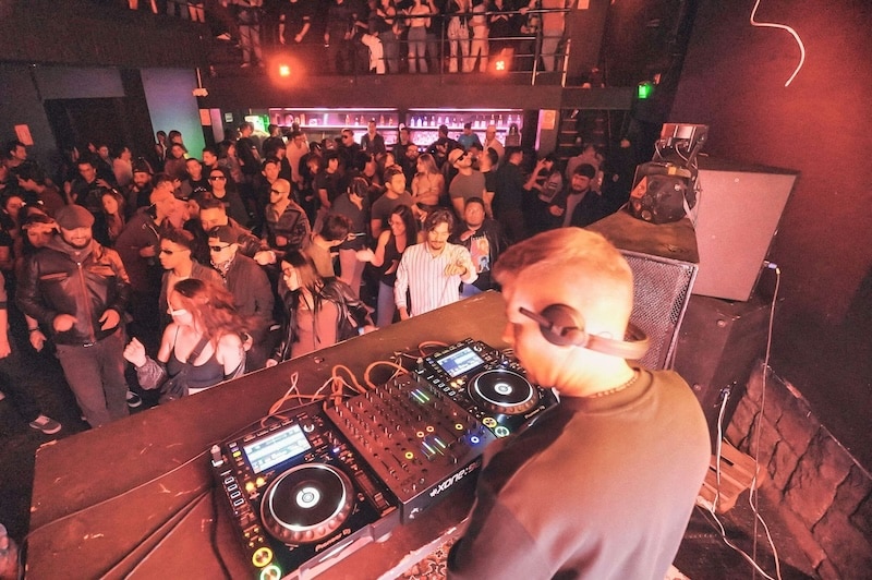 Quito after dark: the La Floresta neighborhood, known for its mix of indie bars, live music, and creative youth culture.