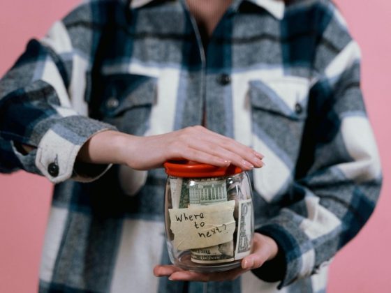 Life on the Move: Managing Travel Expenses with Smarter Loan Options