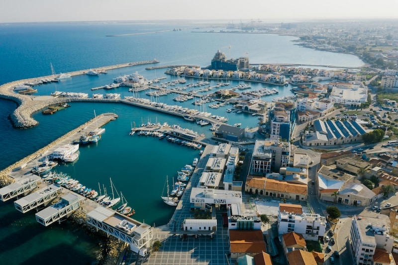 Limassol’s marina places work, nightlife and the sea in the same daily frame, a blend that draws professionals from around the world. The trade-off is clear: convenience and cosmopolitan energy come with Cyprus’ highest housing costs.