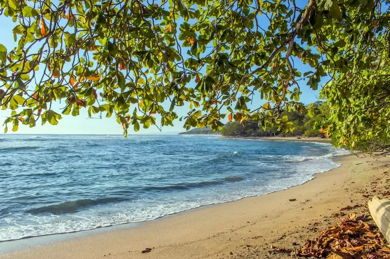 Costa Rica’s coastline can feel like a daily invitation outside, and with the Pensionado Visa granting access to public healthcare, wellness becomes part of the routine instead of a luxury.