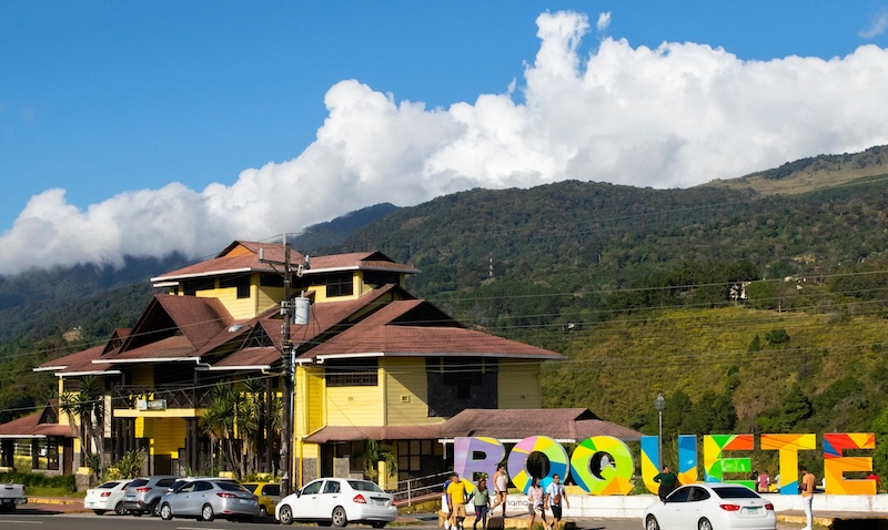 Boquete welcomes you with cool mornings and mountain backdrops, a reminder to test out daily life in more than one region before deciding on a home. A few weeks spent living like a local reveals truths you miss on a quick vacation.