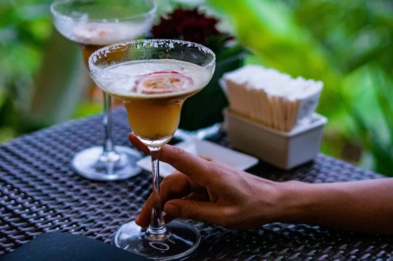 Why Switch Alcoholic Drinks For Mitragynine Non-Alcoholic Drinks?