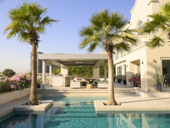 The Financial Advantages of Becoming an Expat