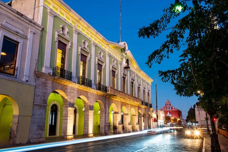 Historic colonial architecture in Mérida, Mexico, at night