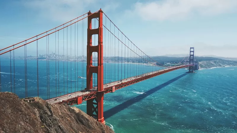 Golden Gate Bridge symbolizing continued connection to the United States