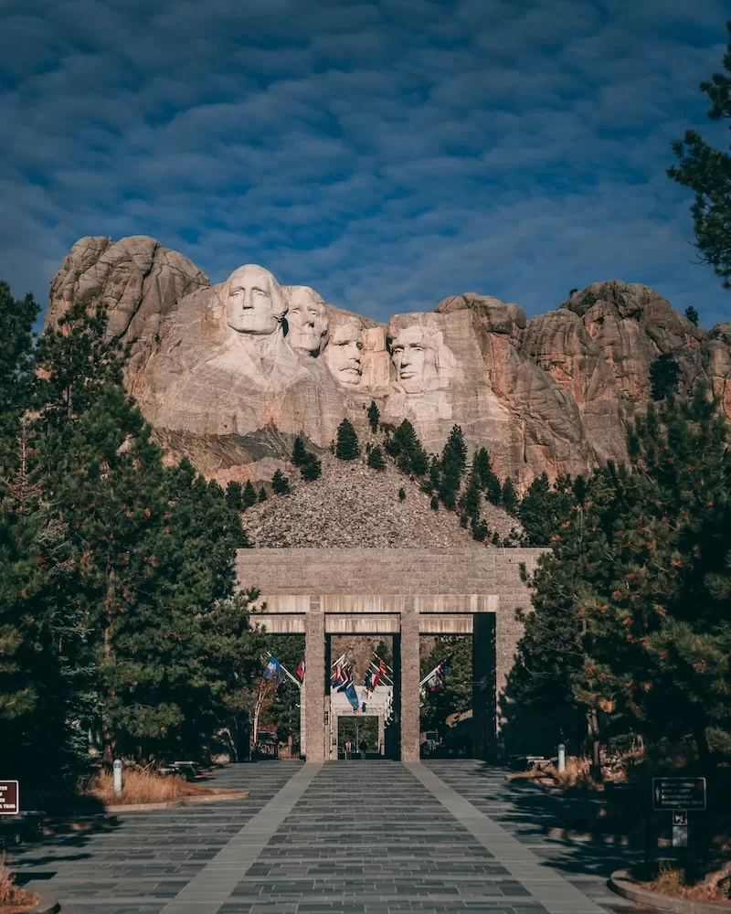 Mount Rushmore representing US citizenship and national identity