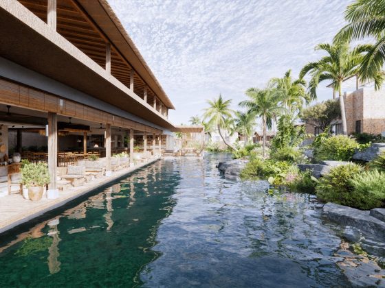 Lagoon Lobby - people