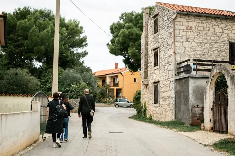 Questions Every Family Should Ask When Touring a Senior Community