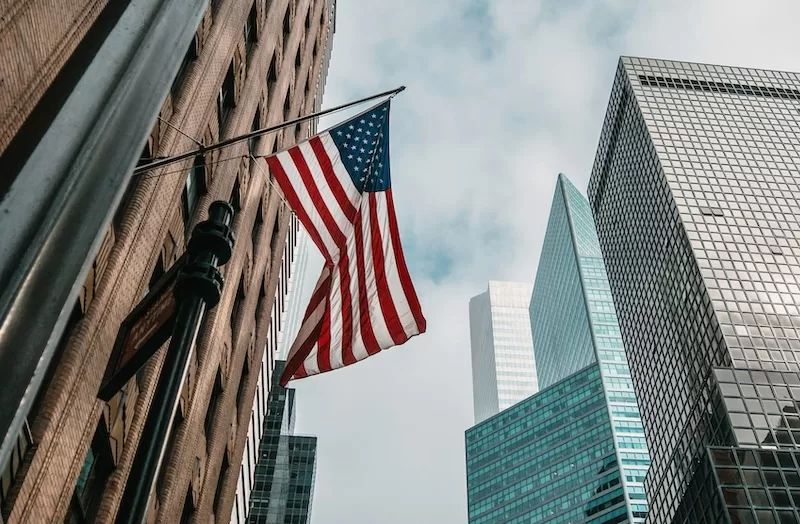 What should American expats prepare before moving abroad?